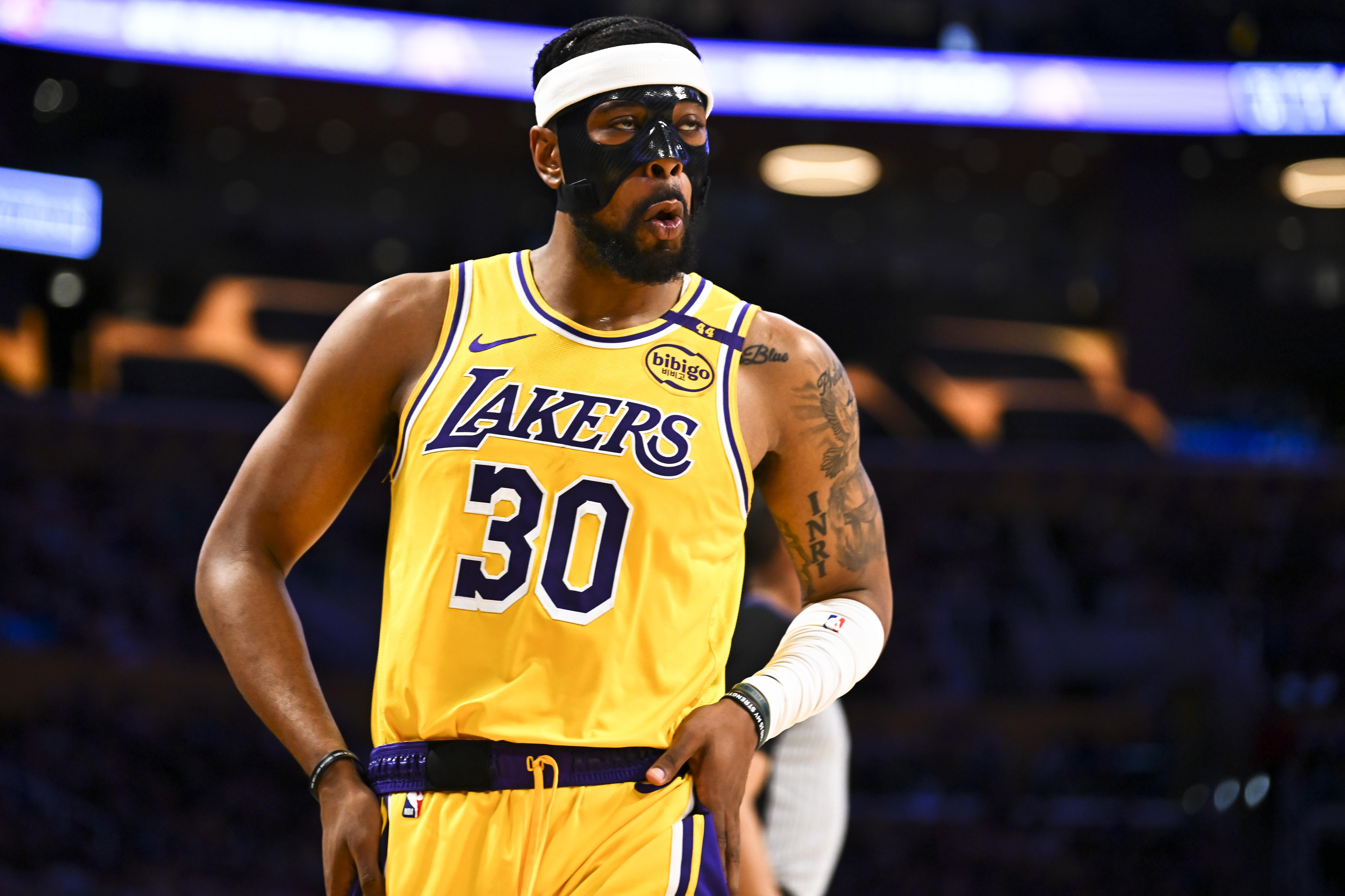 从总决赛看湖人的差距：体型 防守 比赛节奏 阵容深度全面落后