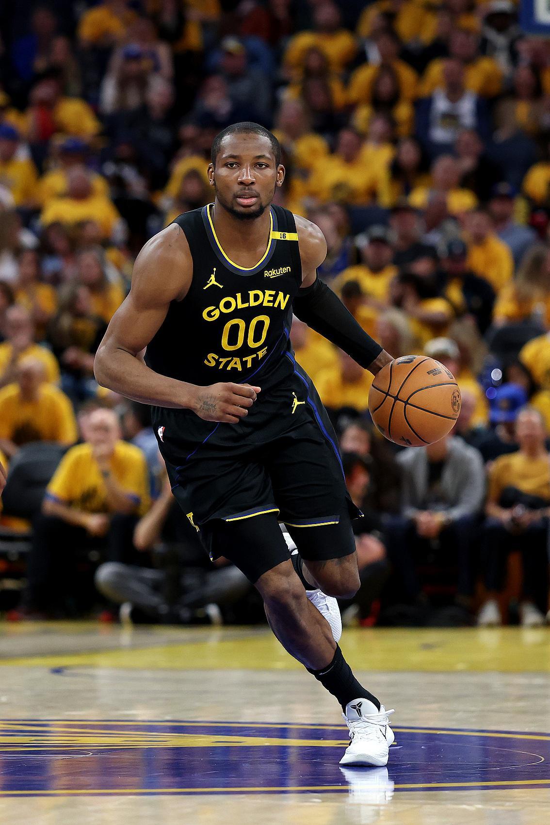 bob半岛体育官网-名记：太阳有意先签后换得库明加 他曾在KD&amp;amp;勇士交易谈判中被提及