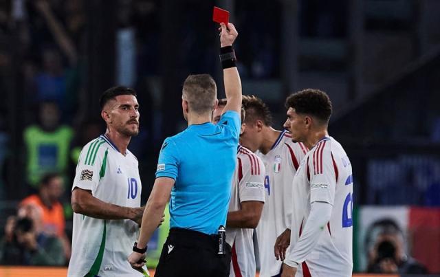 bob半岛体育-2粒艺术品般的进球！39分钟的完美意大利！