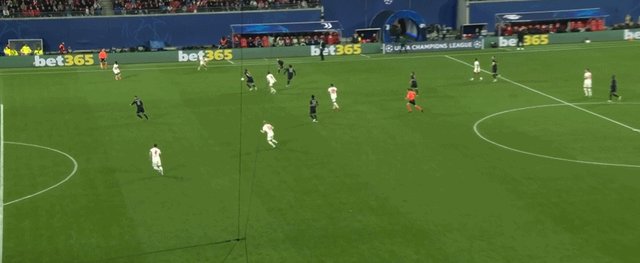 1727913210107013182.gif bob半岛体育官方网站-【早报】难兄难弟!西甲三支球队同一天欧冠输球!