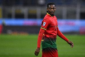 bob半岛体育-迪马：莱奥与恩昆库目前仍在单独训练 恩昆库没伤但仍在恢复状态