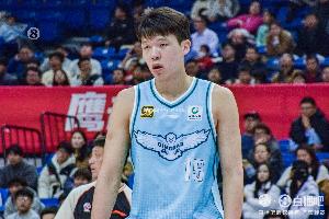 bob半岛体育-ESPN更新2025年选秀Top100榜单：杨瀚森从77下降至80