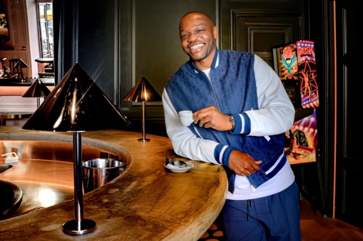 bob半岛体育-曼丹达四十不惑：与马赛堪称绝配，失去法国队一门之位深感遗憾