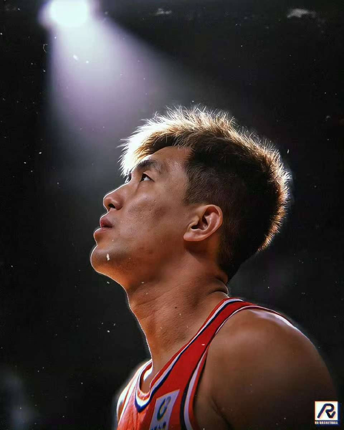 仅打3场，广州为何不交易郭艾伦？谁注意他赛后举动，杨鸣选错了|男篮|广州男篮|徐昕|同曦男篮|篮板_新浪体育_新浪新闻