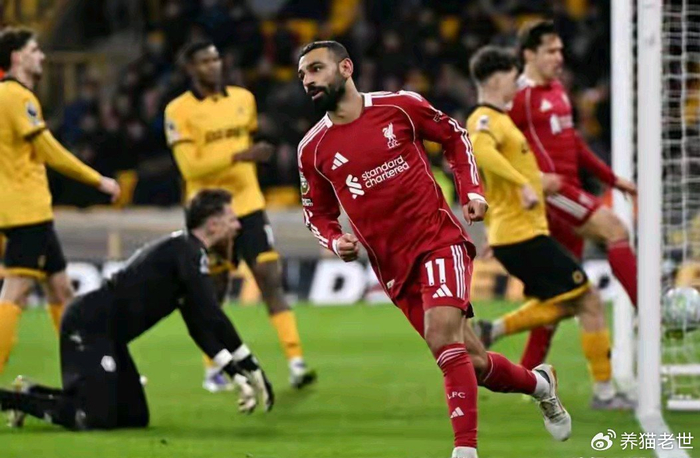 利物浦补时崩盘，裁判争议难掩进攻“便秘”之痛|狼队|体能|萨拉赫-叶海亚|科迪·加克波|球队_新浪体育_新浪新闻