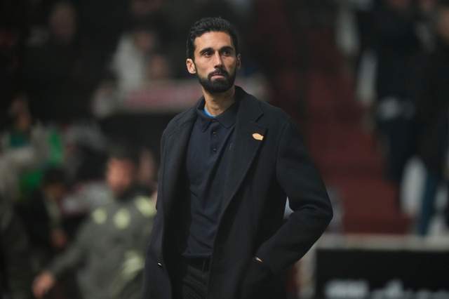 bob半岛体育-近7年来第一次连败!皇马主场0-1爆冷负赫塔费,落后巴萨达4分