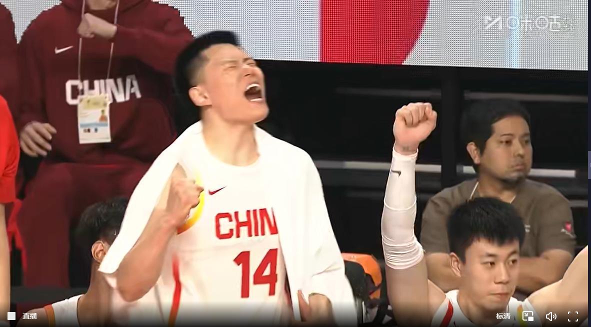 男篮1人被赞：很像黑人球员，弹速快，身体壮，会卡位，拼抢积极