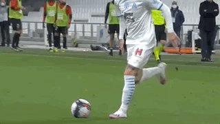 bob半岛体育-像弗爵爷一样绝杀！桑保利为马赛带回激情足球