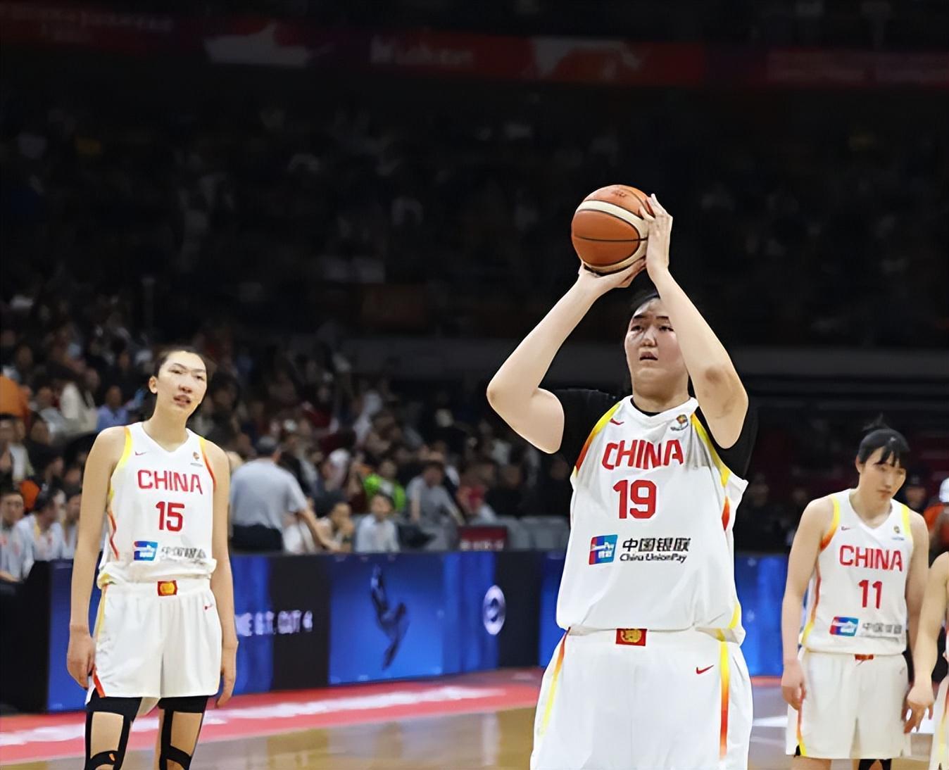 bob半岛体育-胜南苏丹发布会！宫鲁鸣不满末节表现，王思雨赞张子宇请求包容