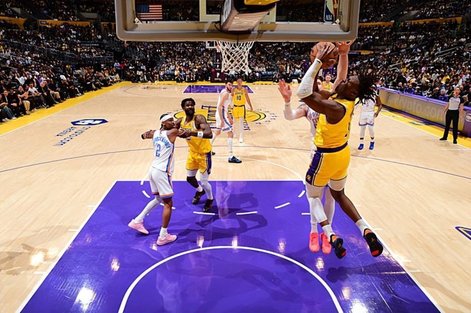 个人能力相当不错！湖人侧翼新秀身上还有不小的潜力可以挖掘？